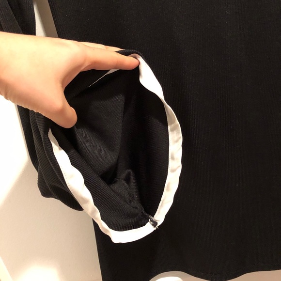 Zara crewneck long bell sleeve blouse - Picture 5 of 6